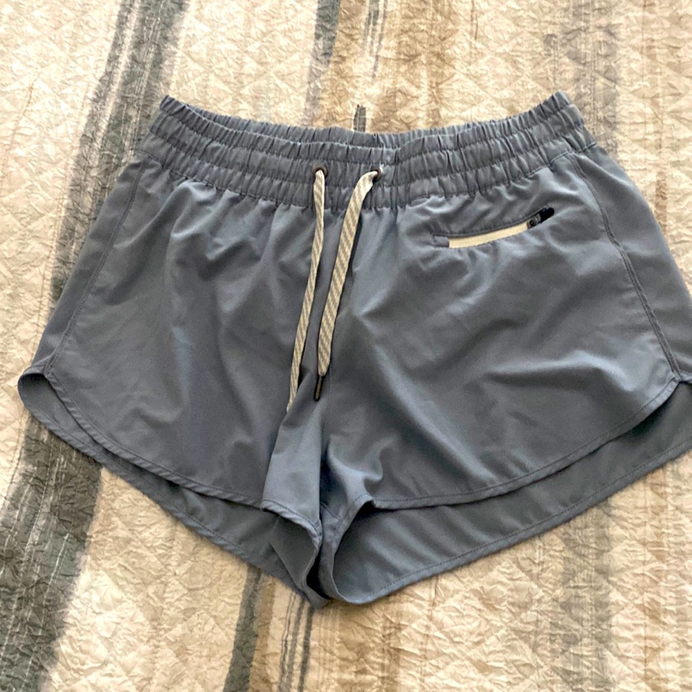 Vuori running shorts gray “Sawyer” color